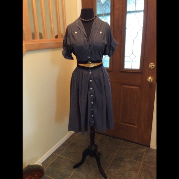 Vintage Ensemble Size 00 inc. Dress, Belt and Vintage faux Pearl Necklace - Picture 2 of 2